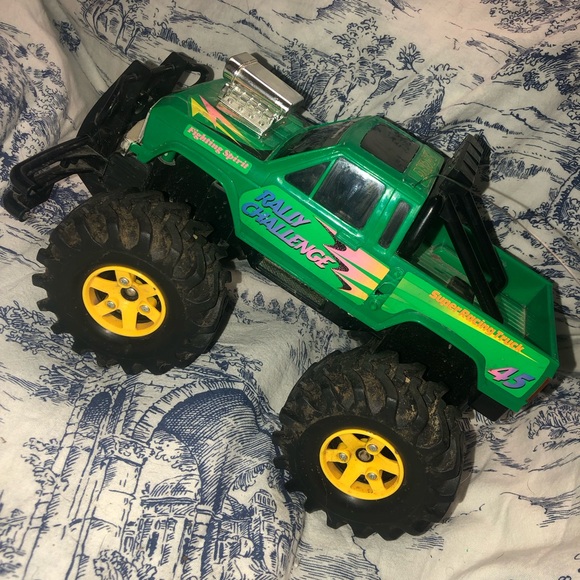 Vintage 60-4145A Radio Shack Remote Control RC Rally Challenge Monster Truck - Picture 3 of 11